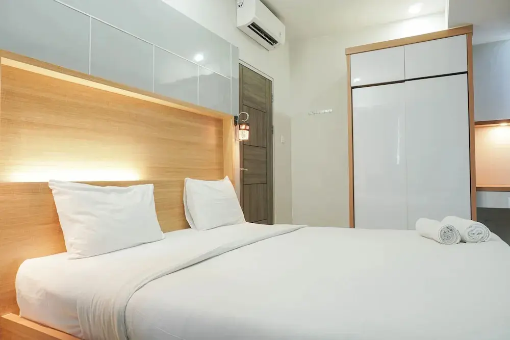 Джакарта: Fully Furnished with Comfortable Design 2BR Harco Mangga Besar Apartment
