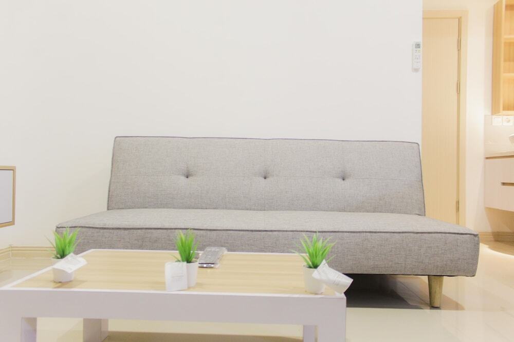 Сибату: Brand New and Homey 2BR Meikarta Apartment