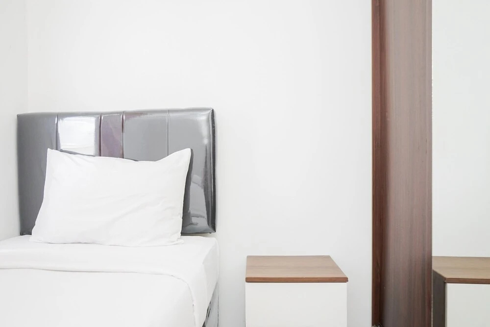 Джакарта: Comfort 2BR Apartment at Vittoria Residence