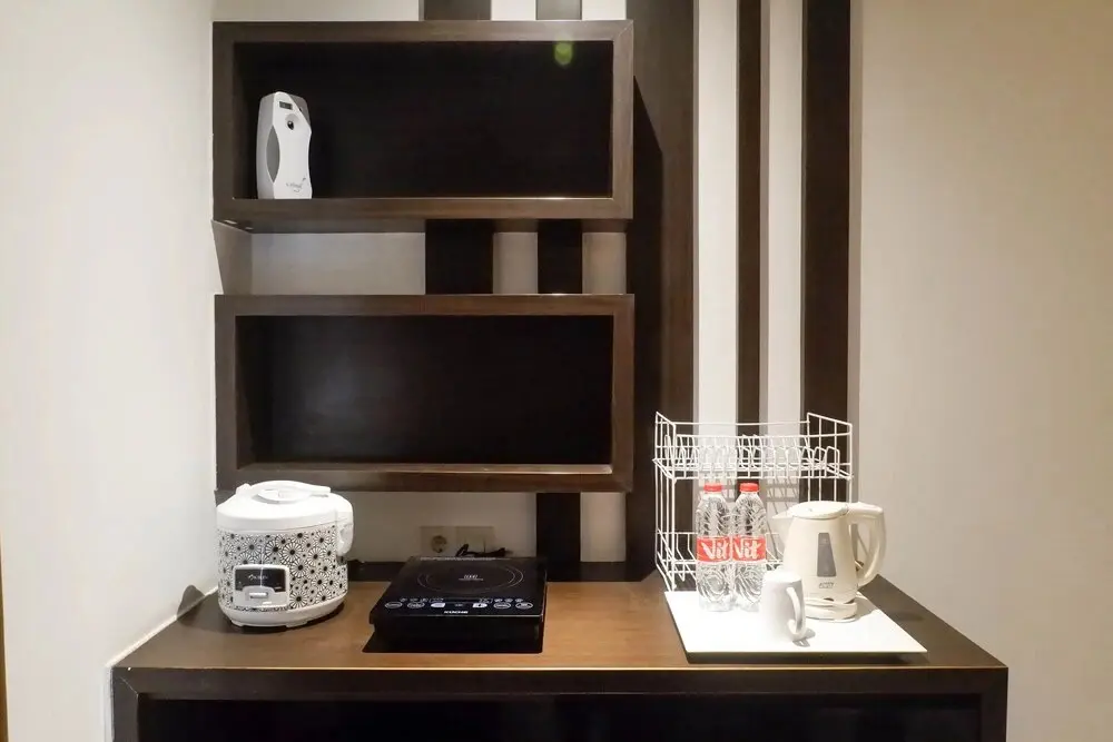 Сурабая: Luxurious and Relaxing 1BR Apartment at Prime Royal Residence