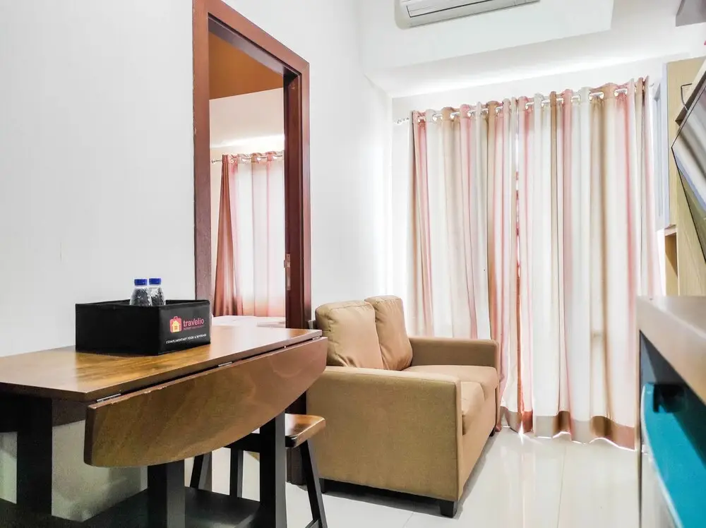 Макассар: Elegant and Modern 2BR at Vida View Apartment