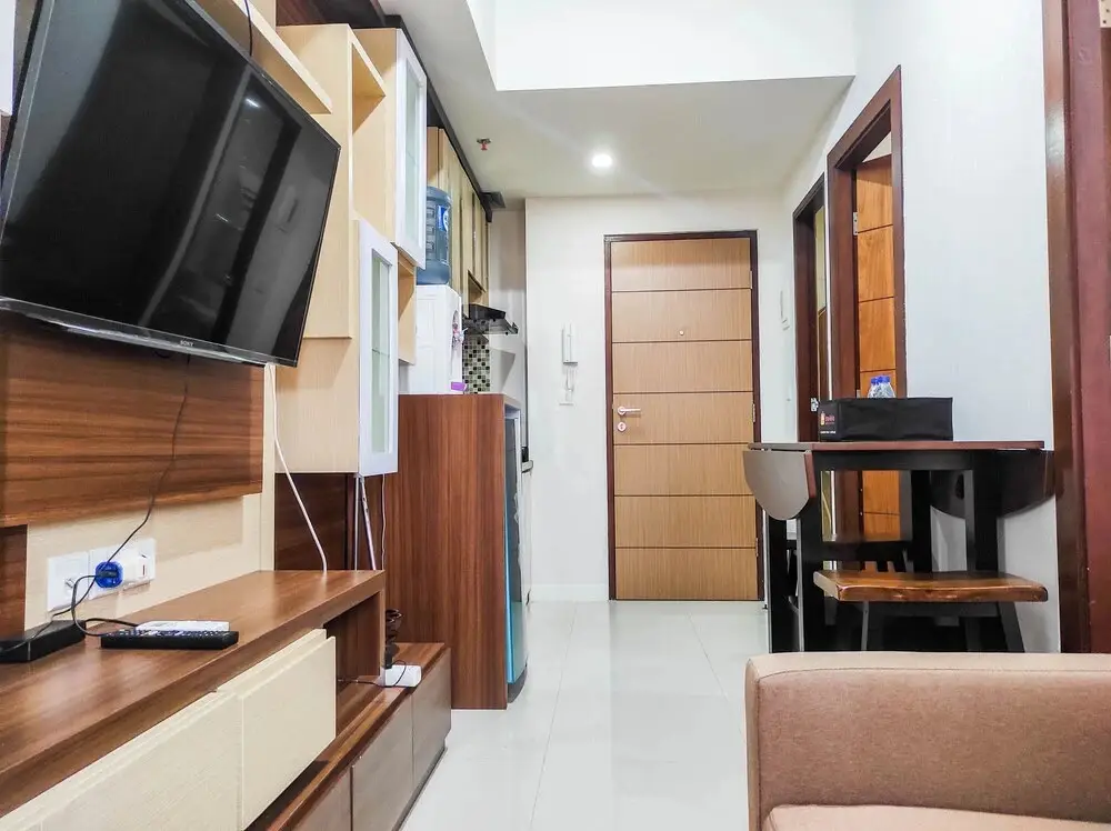 Макассар: Elegant and Modern 2BR at Vida View Apartment