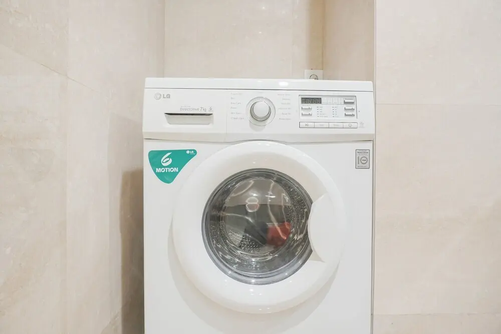 Джакарта: Lavish 2BR Apartment at Veranda Residence Puri