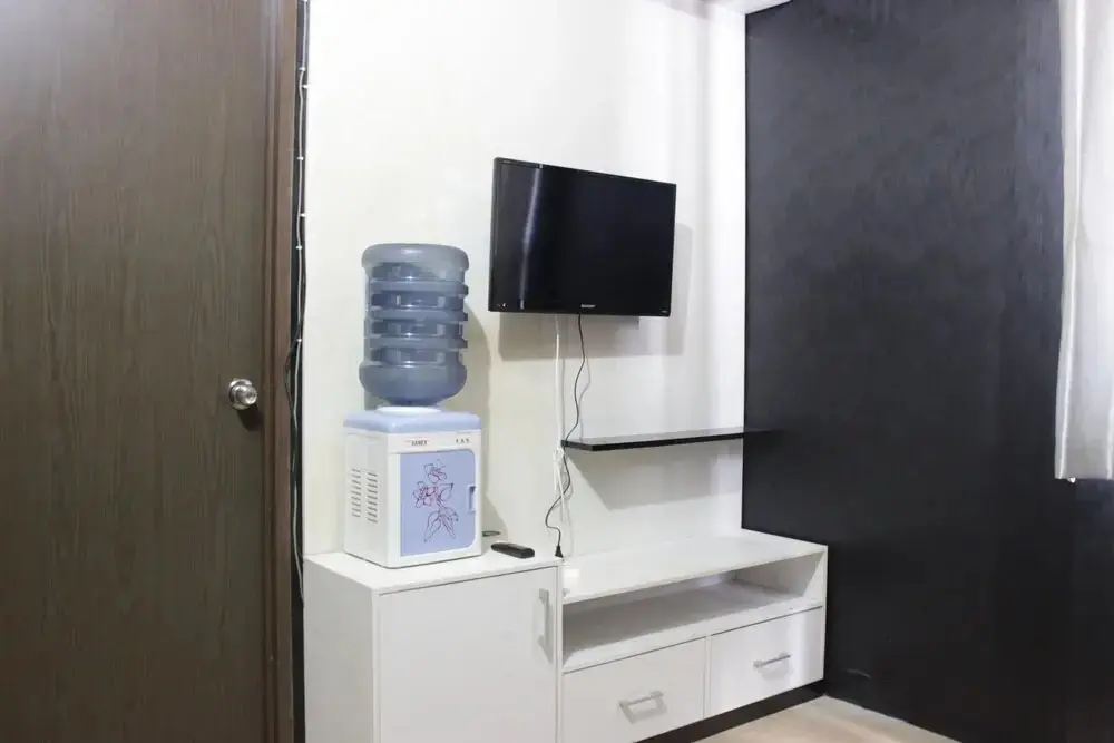 Бандунг: Restful 2BR Apartment at The Suites Metro