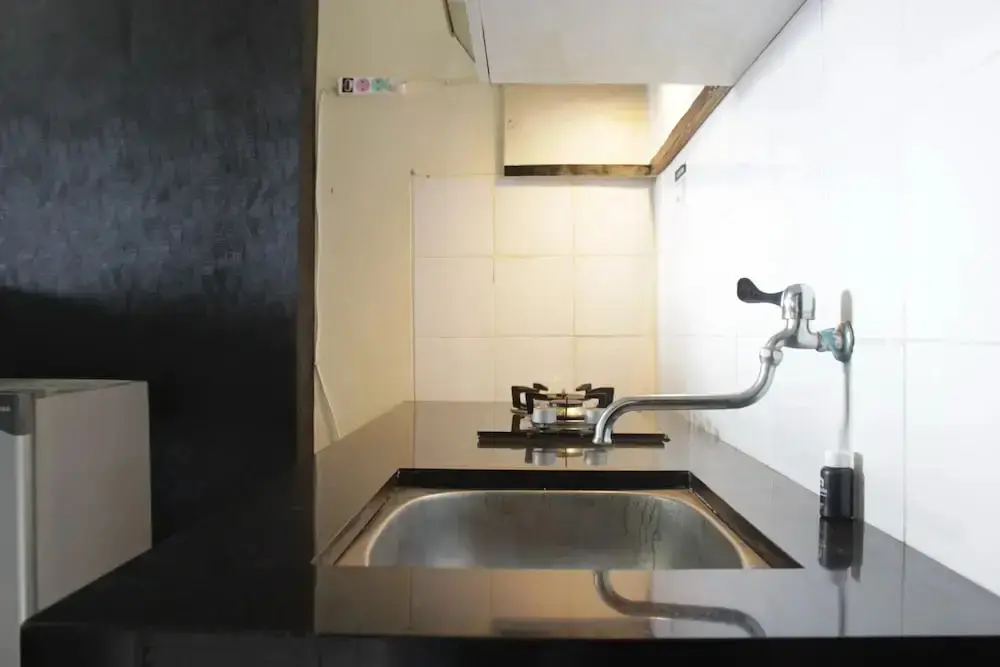 Бандунг: Restful 2BR Apartment at The Suites Metro
