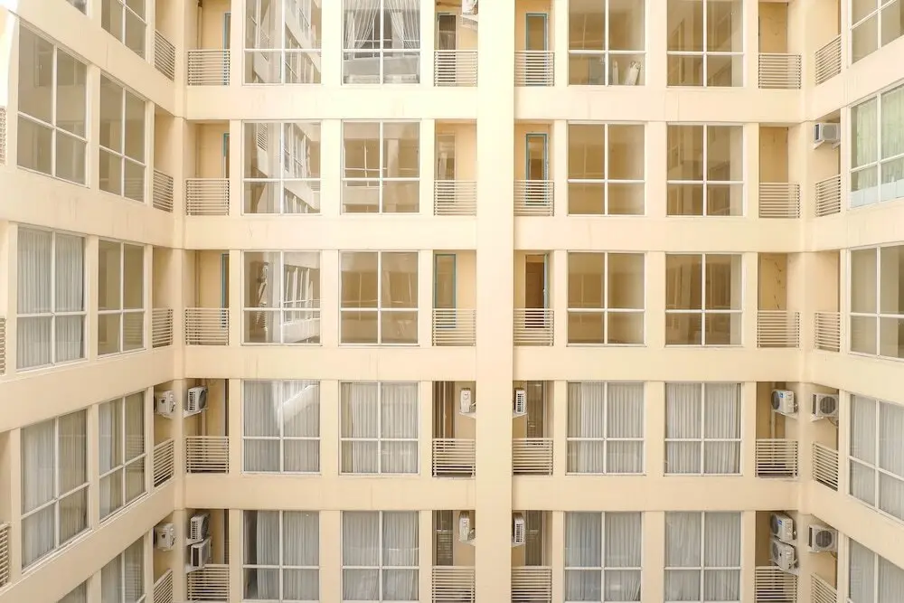 Сурабая: Classic Modern Studio Room (No Kitchen) at My Tower Apartment