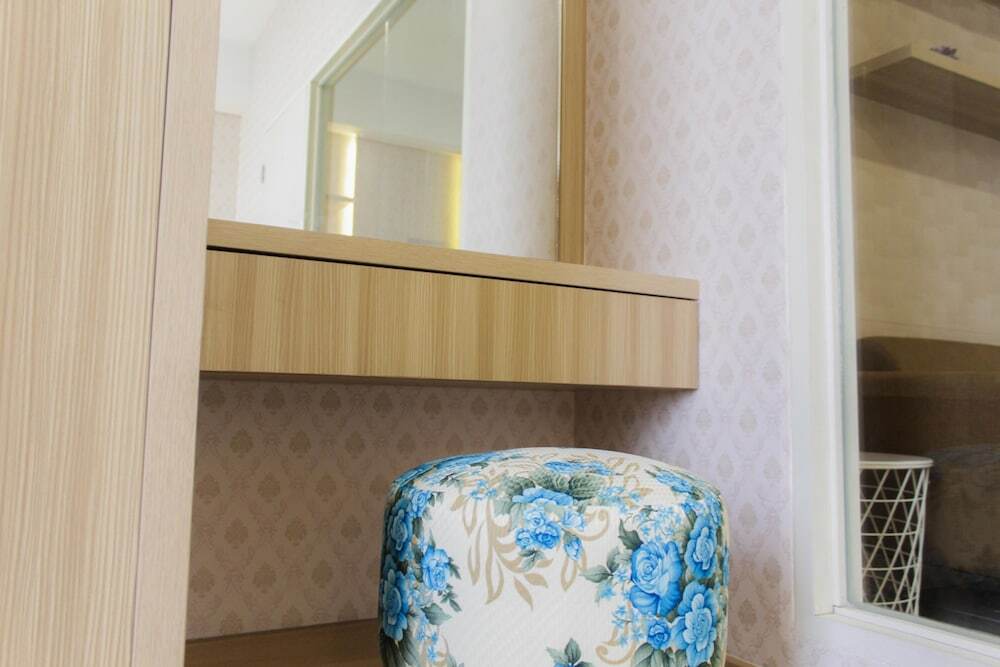 Тангеранг: Comfy Modern 1BR at Skandinavia Apartment