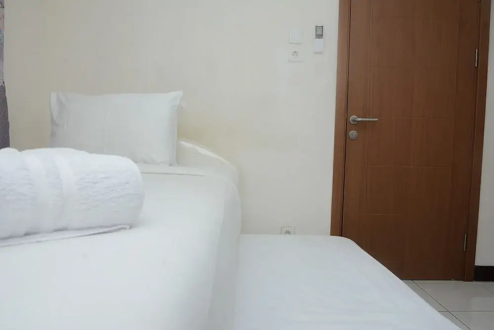 Депок: Comfort 2BR at Cinere Resort Apartment
