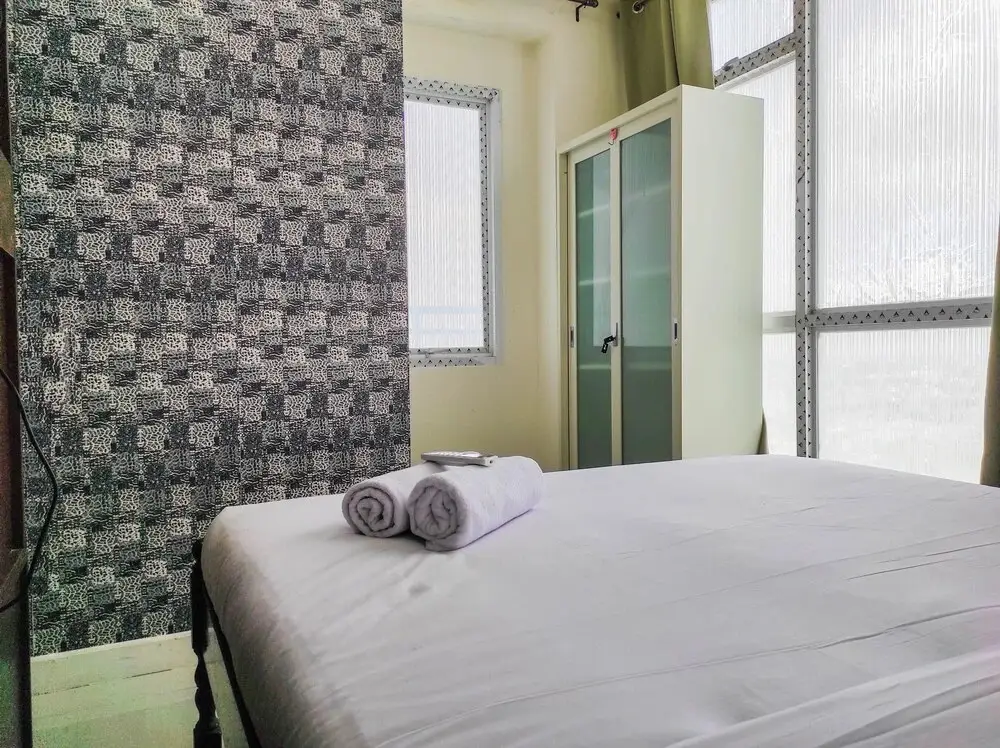 Макассар: Elegant 1BR Bunk Bed with Extra Queen Bed Vida View Apartment
