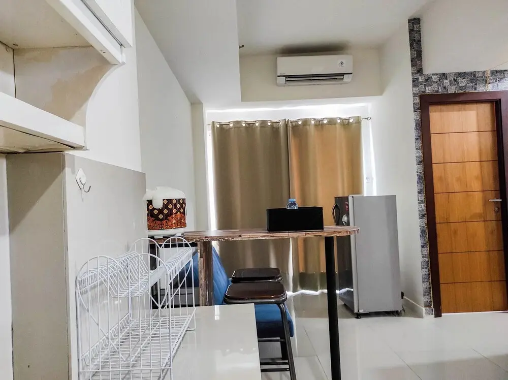 Макассар: Elegant 1BR Bunk Bed with Extra Queen Bed Vida View Apartment