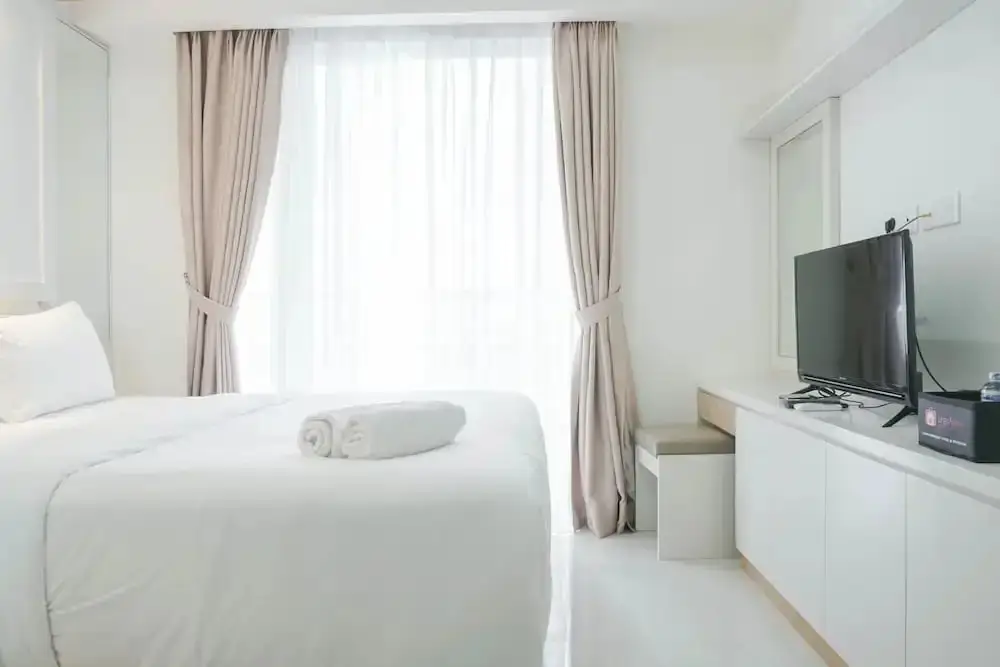 Cozy Stay Studio at Sedayu City Suites Apartment — фото 1