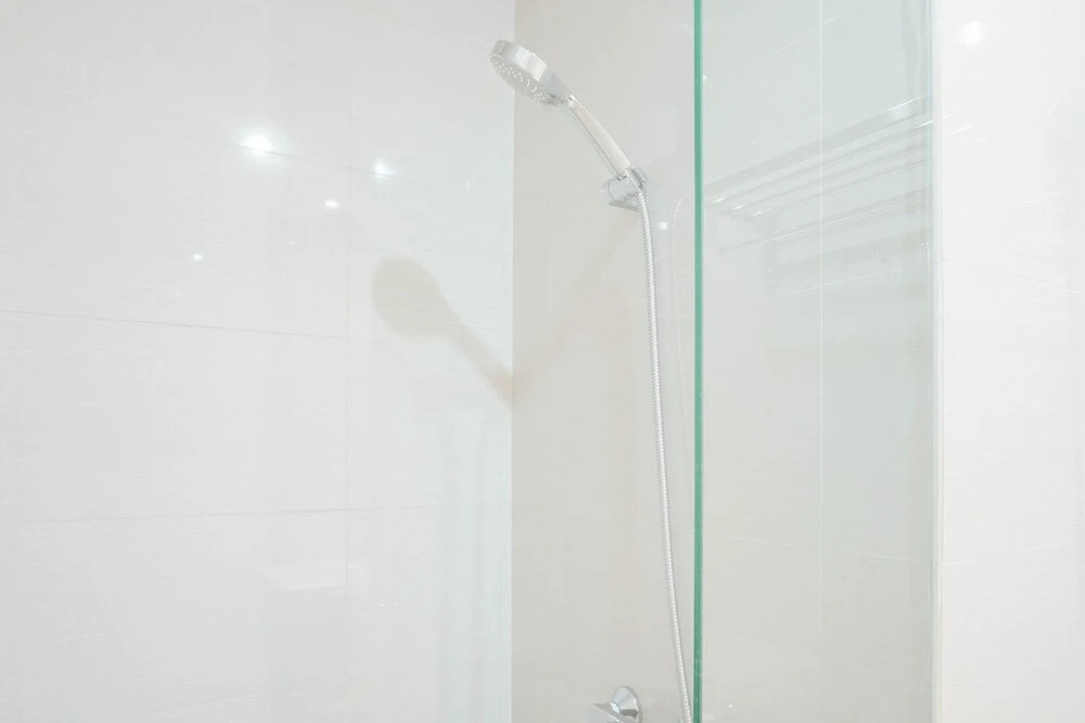Джакарта: Cozy Stay Studio at Sedayu City Suites Apartment