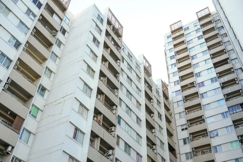 Simply Modern Studio Apartment at Centro City Residence — фото 1