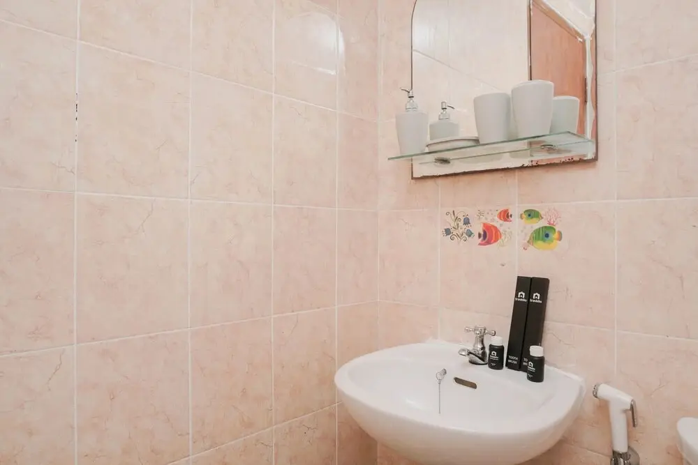 Джакарта: Simply Modern Studio Apartment at Centro City Residence