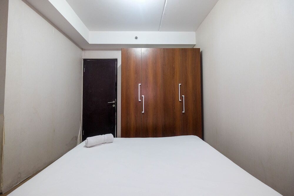 Чикаранг: Homey and Comfort 2BR Metropark Condominium Apartment