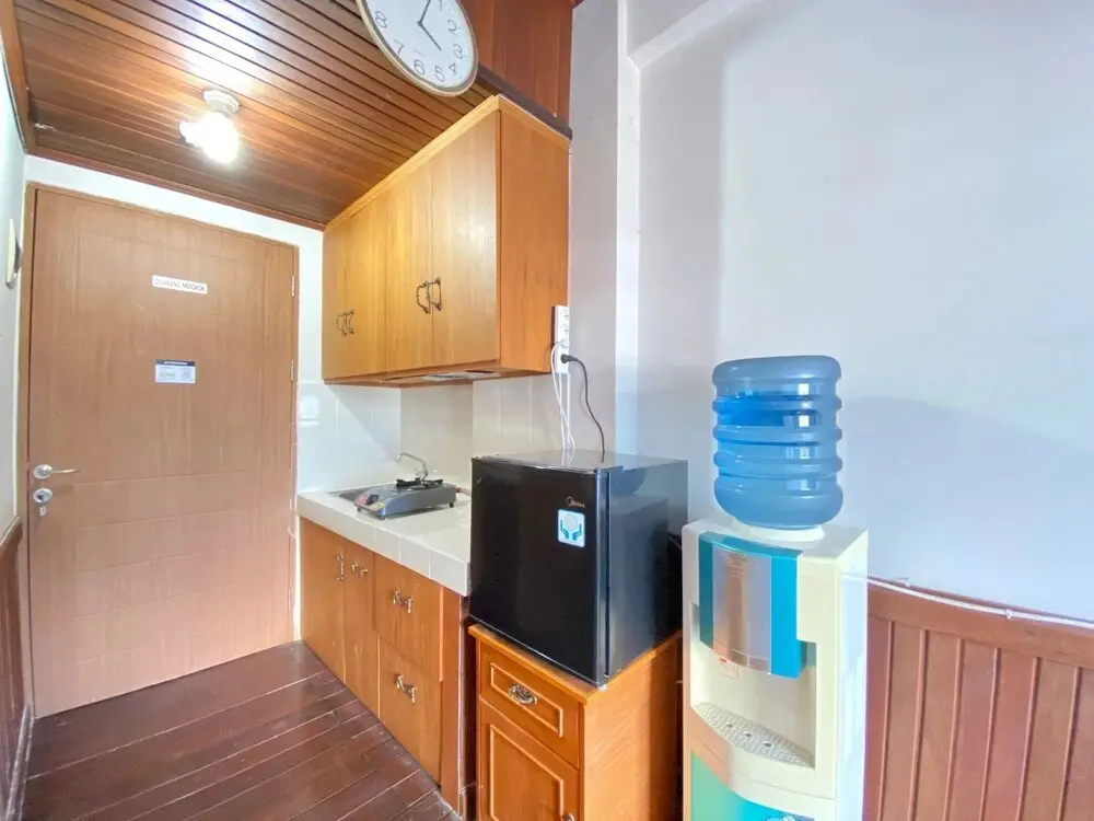 Сумеданг: Cozy & Artistic Studio at Pinewood Jatinangor Apartment