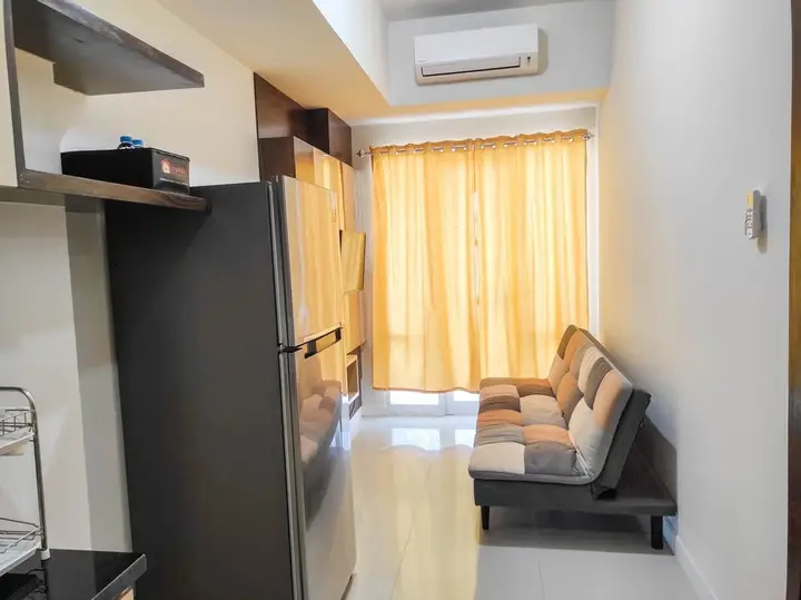 Макассар: Luxurious 1BR at Vida View Makassar Apartment