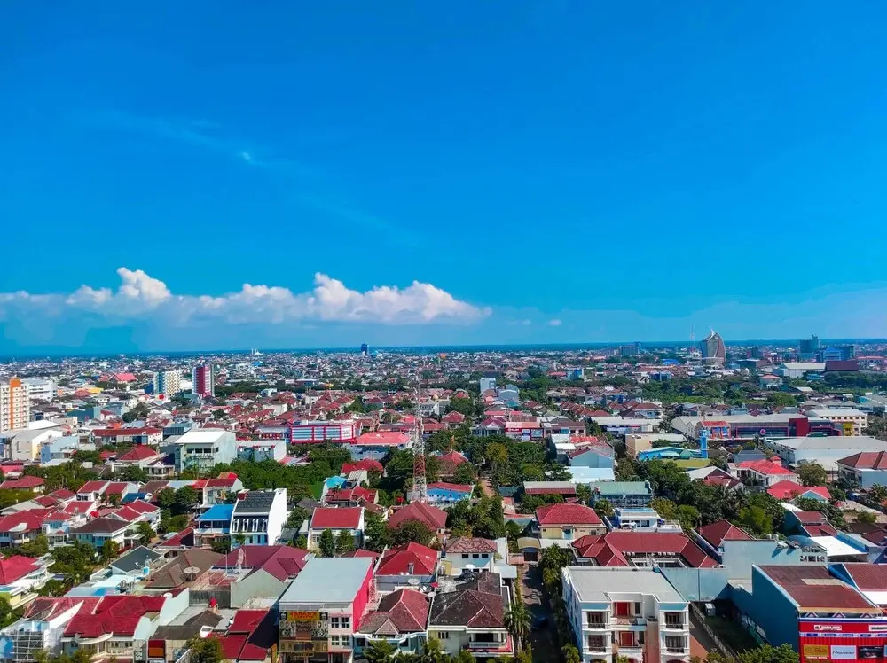 Макассар: Luxurious 1BR at Vida View Makassar Apartment