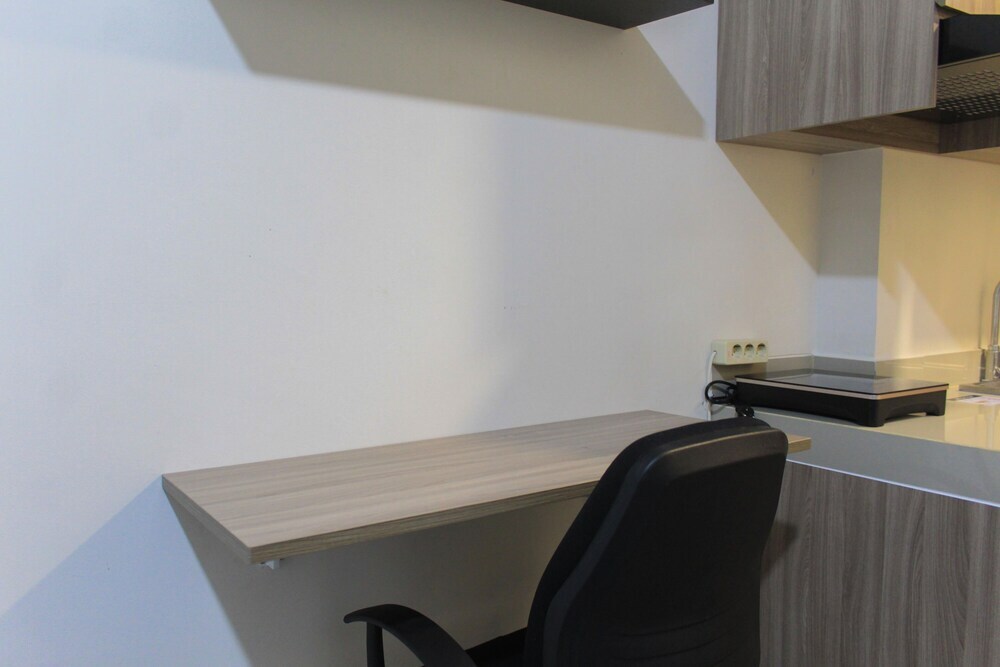 Южный Тангеранг: Simply Studio for 1 Pax at Parkland Avenue Apartment
