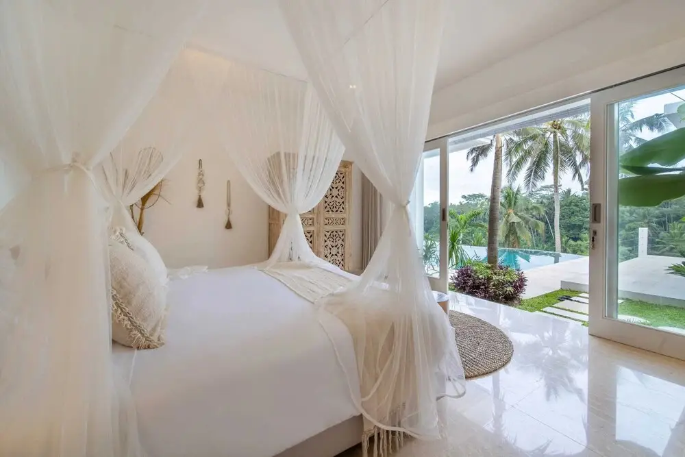 Убуд: Amazing Jungle View Villa, 4 BR, Ubud With Staff