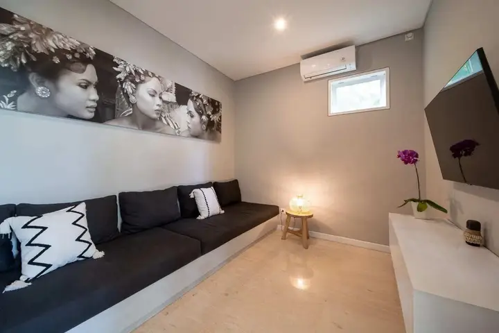 Убуд: Amazing Jungle View Villa, 4 BR, Ubud With Staff