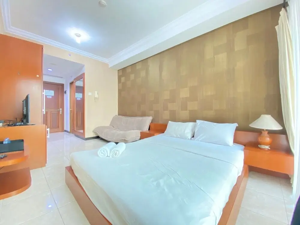 Бандунг: Well Appointed Studio Apartment At Galeri Ciumbuleuit 1