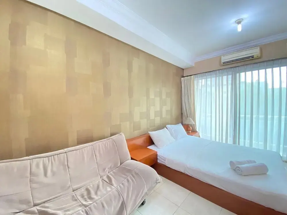 Бандунг: Well Appointed Studio Apartment At Galeri Ciumbuleuit 1