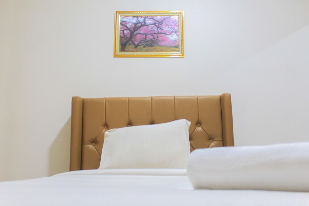 Южный Тангеранг: Comfortable Studio For 1 Pax At Parkland Avenue Apartment Bsd