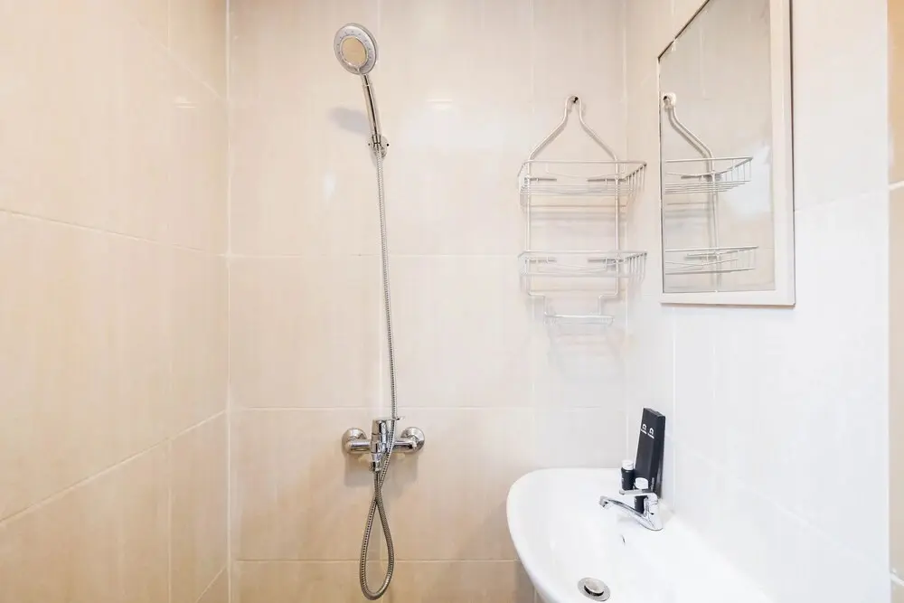 Сибату: Cozy Living And Comfortable Studio Room At Meikarta Apartment