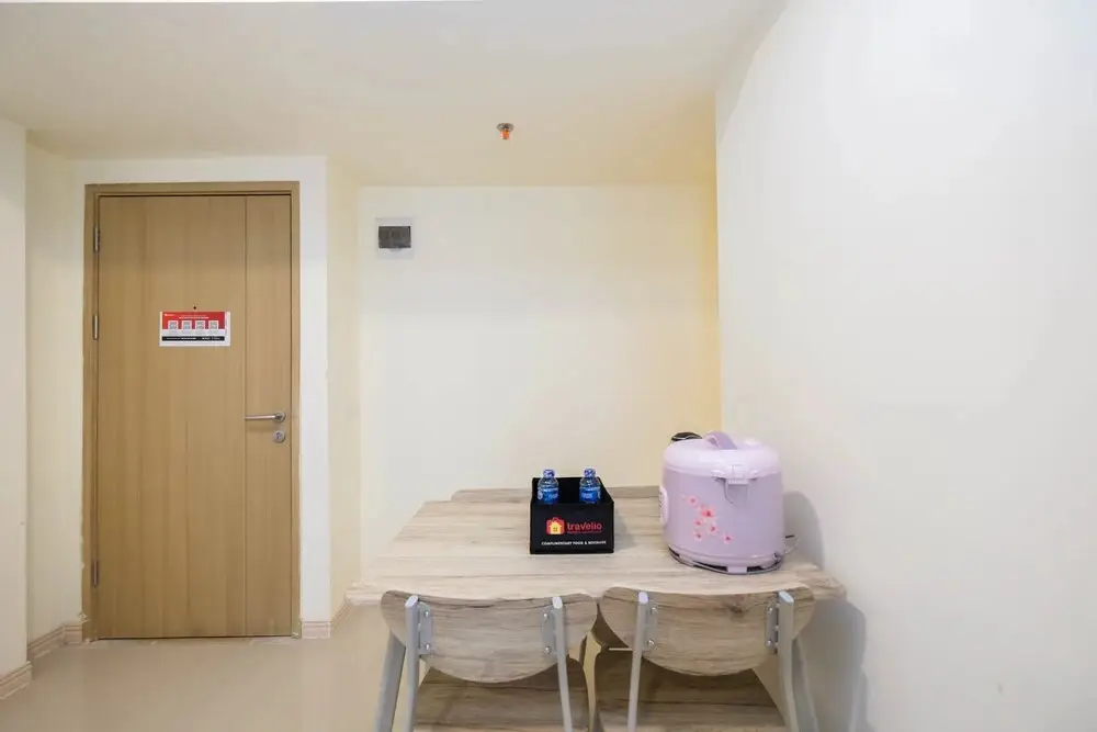 Сибату: Cozy 2Br At Meikarta Apartment