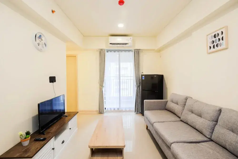 Сибату: Cozy 2Br At Meikarta Apartment
