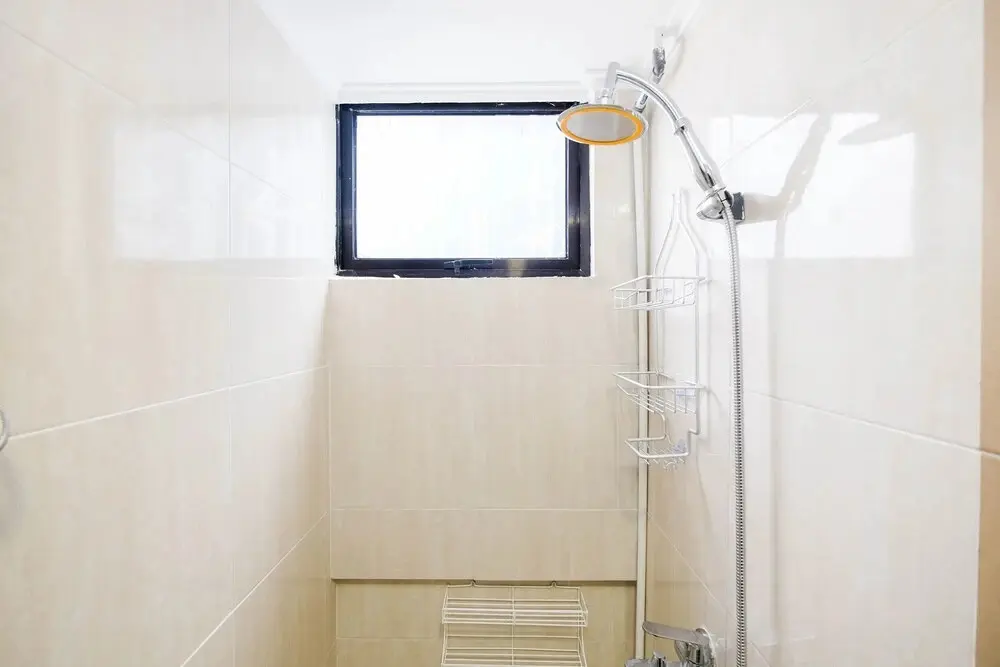 Сибату: Comfy And Homey Studio Room At Meikarta Apartment