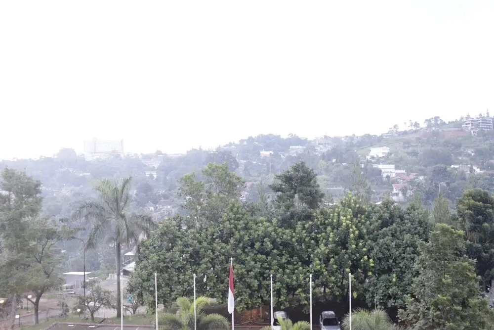 Сименьян: Deluxe & Cozy 1Br At Marbella Suites Dago Pakar Bandung Apartment