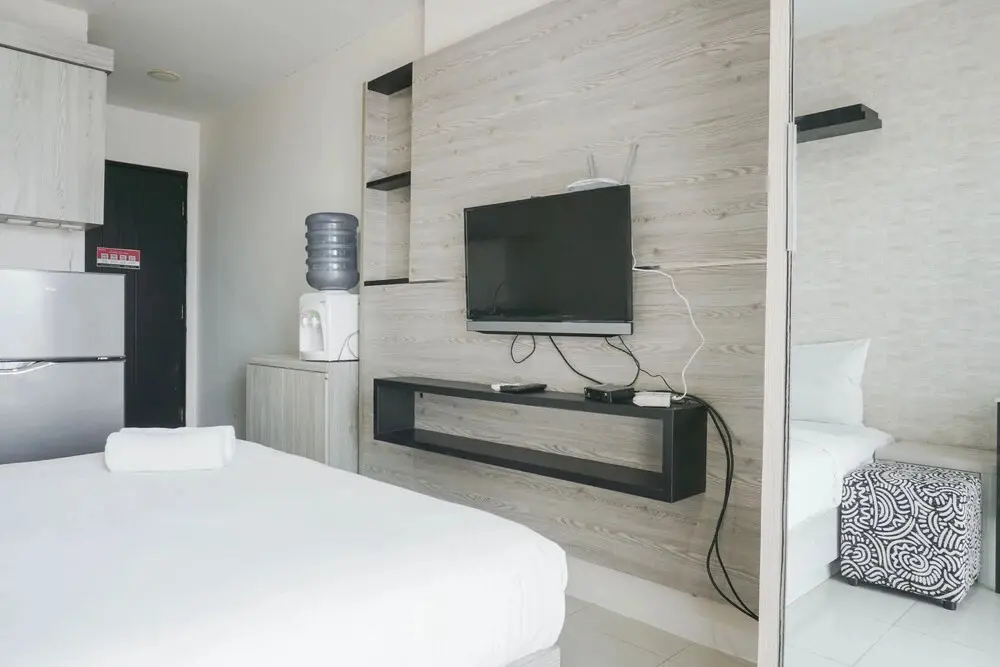 Джакарта: Homey And Relax Studio Apartment At Cervino Village Residence