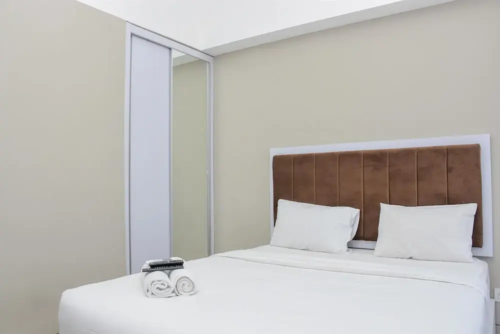 Бекаси: Comfort Studio At Gateway Park Apartment