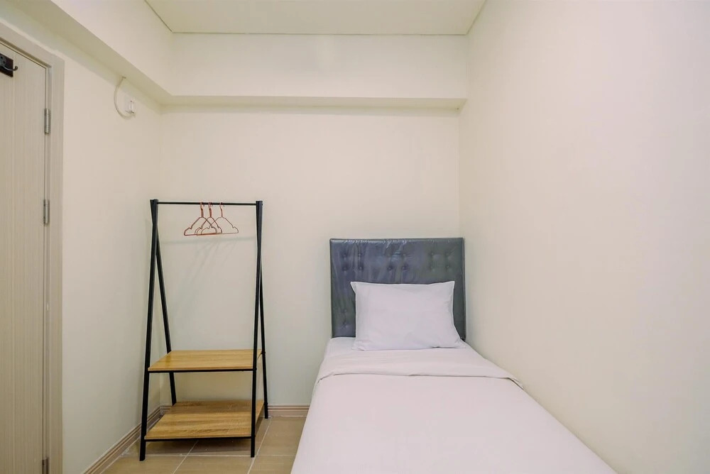 Сибату: Strategic And Comfy 2Br Apartment At Meikarta