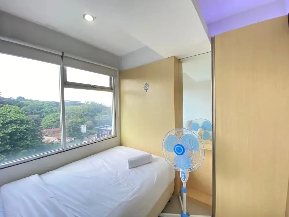 Бандунг: Comfortable 2Br Apartment Ac In Living Room At The Jarrdin Cihampelas