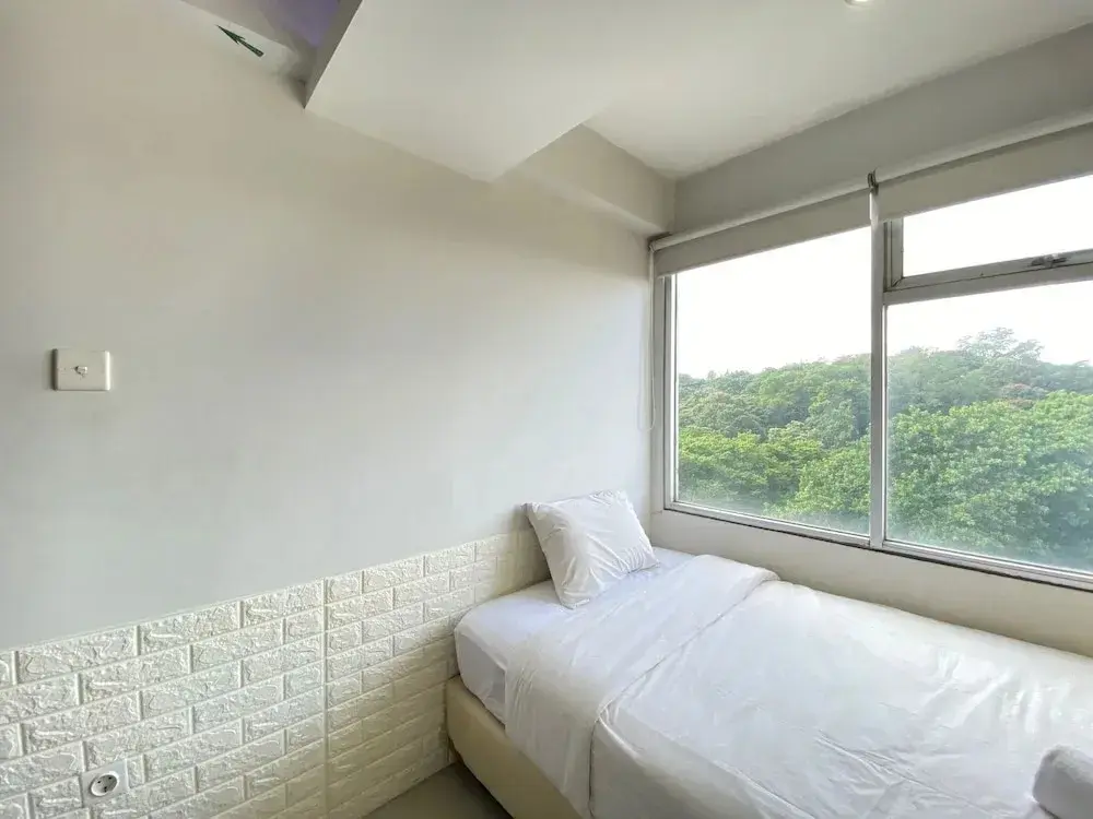 Бандунг: Comfortable 2Br Apartment Ac In Living Room At The Jarrdin Cihampelas