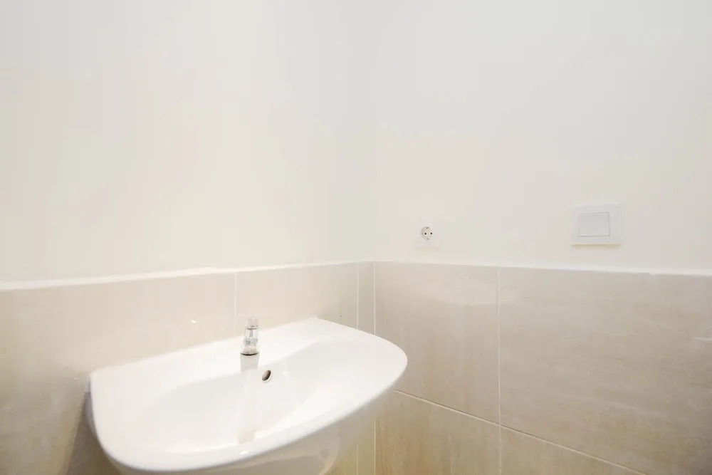 Сибату: Homey And Cozy Living 1Br + Working Room At Meikarta Apartment