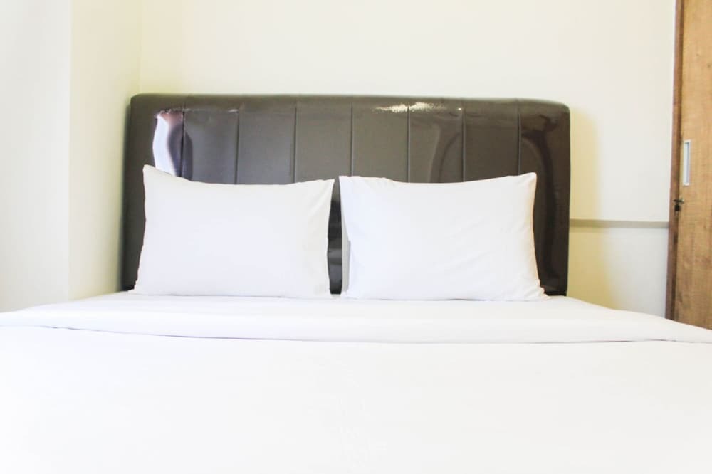 Сибату: Homey And Enjoy 2Br Apartment At Meikarta