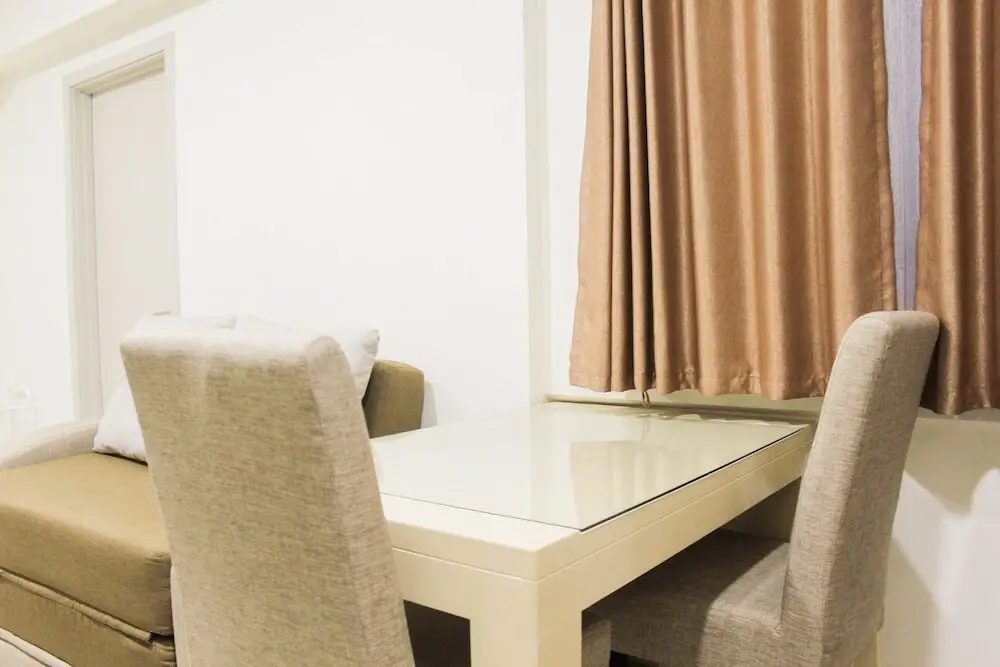 Сибату: Best And Homey 2Br With Sofa Bed At Meikarta Apartment