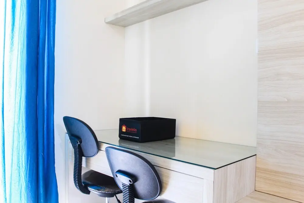 Джакарта: Cozy Living Studio At Westpoint Apartment