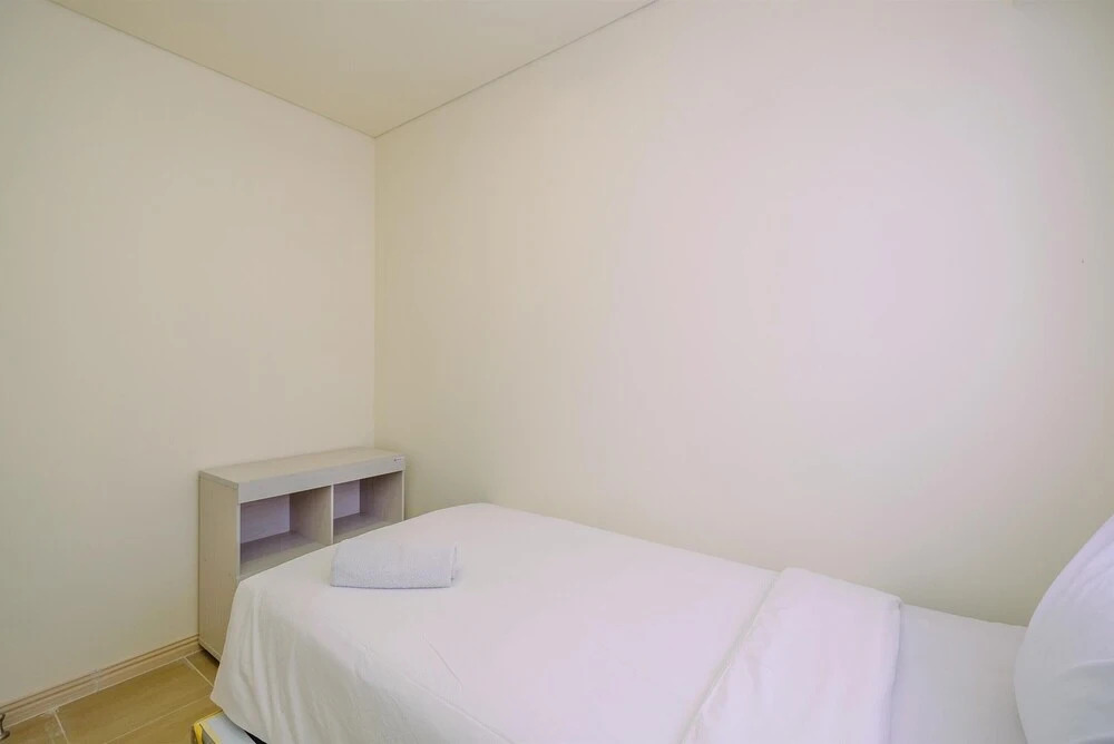 Сибату: Homey And Simple 2Br At Meikarta Apartment