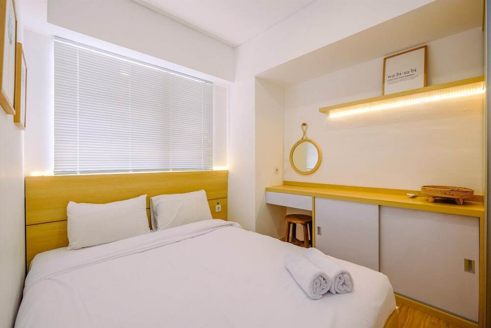 Сибату: Comfy And Homey 2Br At Meikarta Apartment