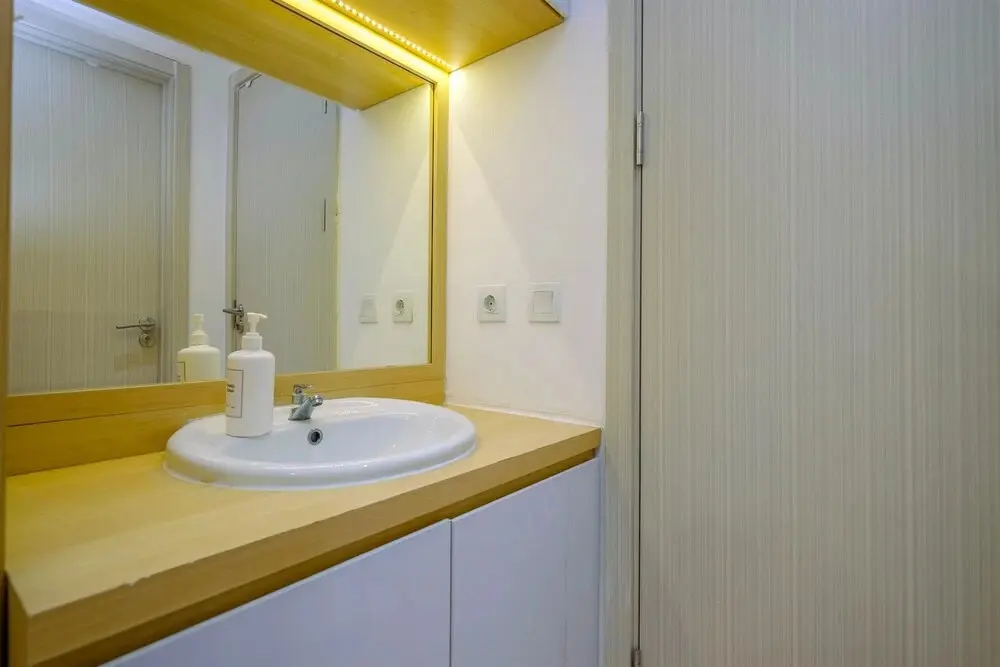Сибату: Comfy And Homey 2Br At Meikarta Apartment