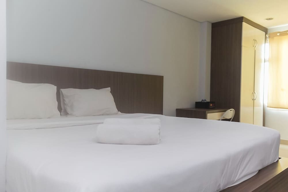 Чикаранг: Homey And Comfort Studio At The Enviro Apartment