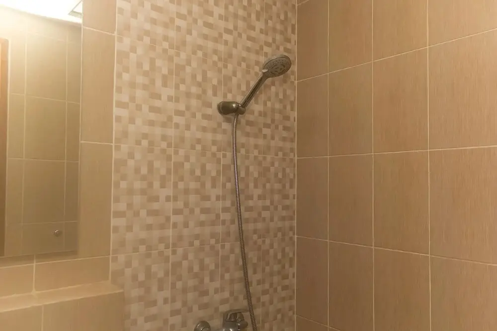 Чикаранг: Homey And Comfort Studio At The Enviro Apartment