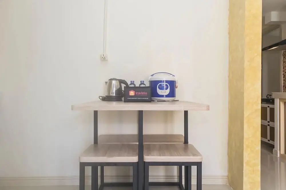 Сибату: Comfort 2Br At Meikarta Apartment