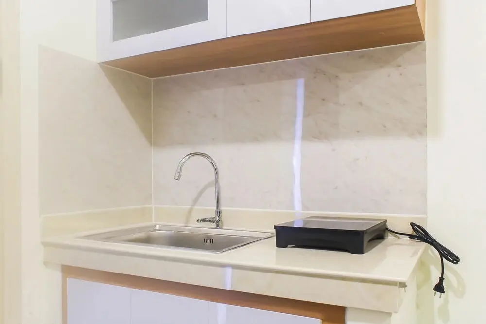 Сибату: Comfort 1Br At Meikarta Apartment