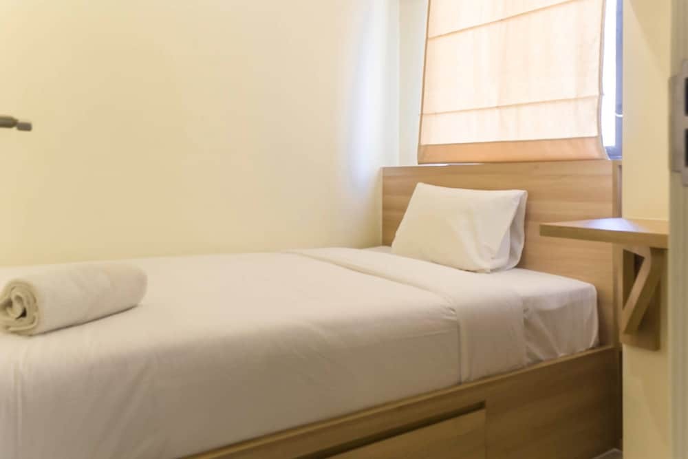 Сибату: Luxurious 2Br At Meikarta Apartment